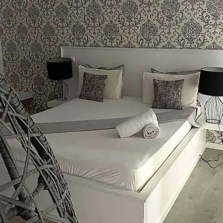 Brandao House * Almada